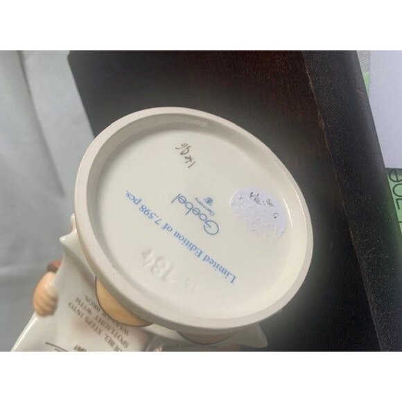 Hummel Latest News Looney Tunes figure 184 5" with box - Picture 8 of 11